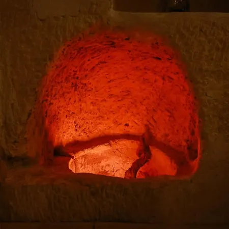 Проживання в сім'ї Mia Cappadocia Cave *