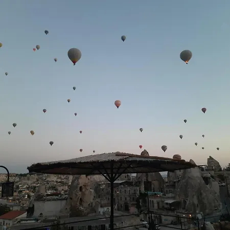Mia Cappadocia Cave Hotel 3*