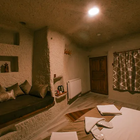 Проживання в сім'ї Mia Cappadocia Cave