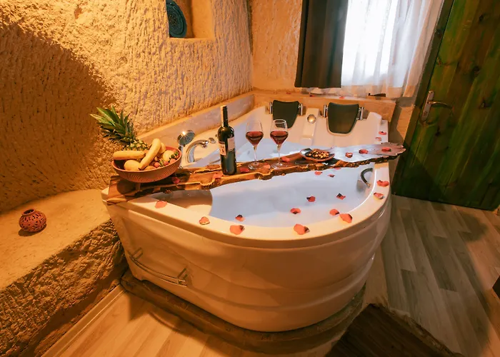Mia Cappadocia Cave Hotel 3*